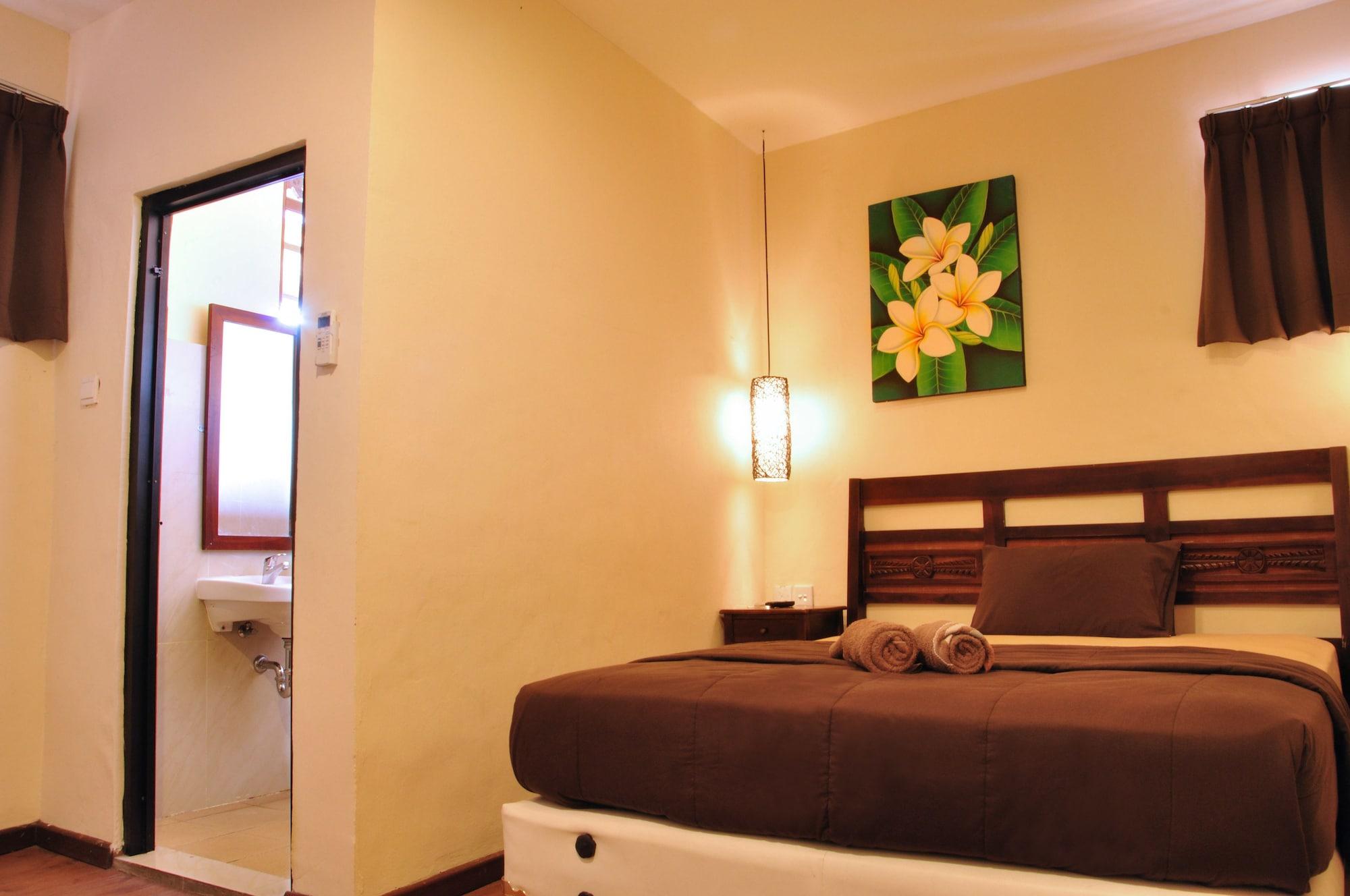 Bemo Corner Guest House Kuta Lombok Exteriör bild