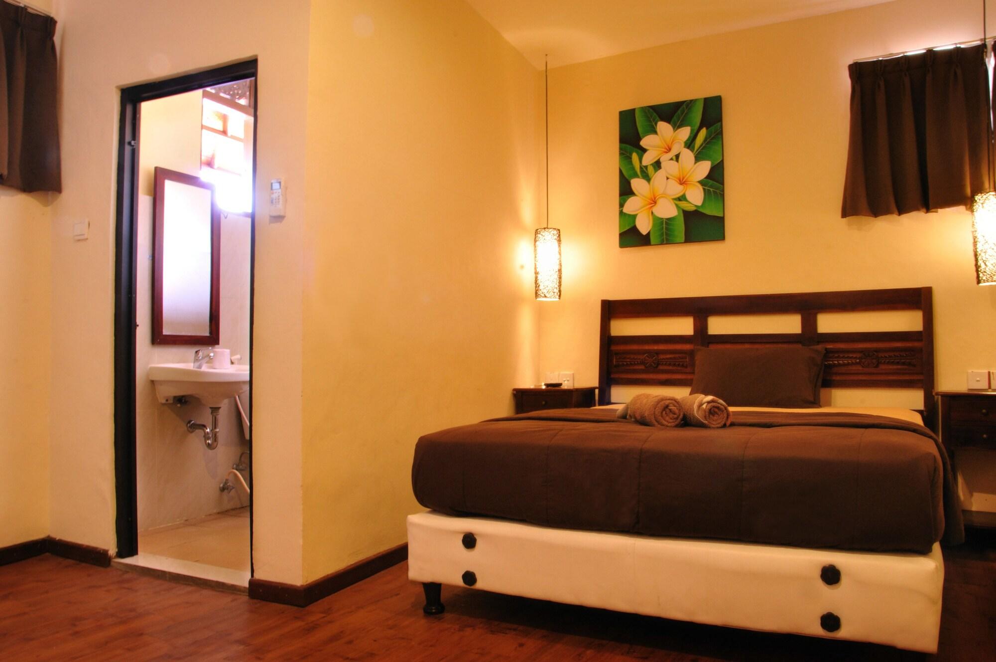 Bemo Corner Guest House Kuta Lombok Exteriör bild