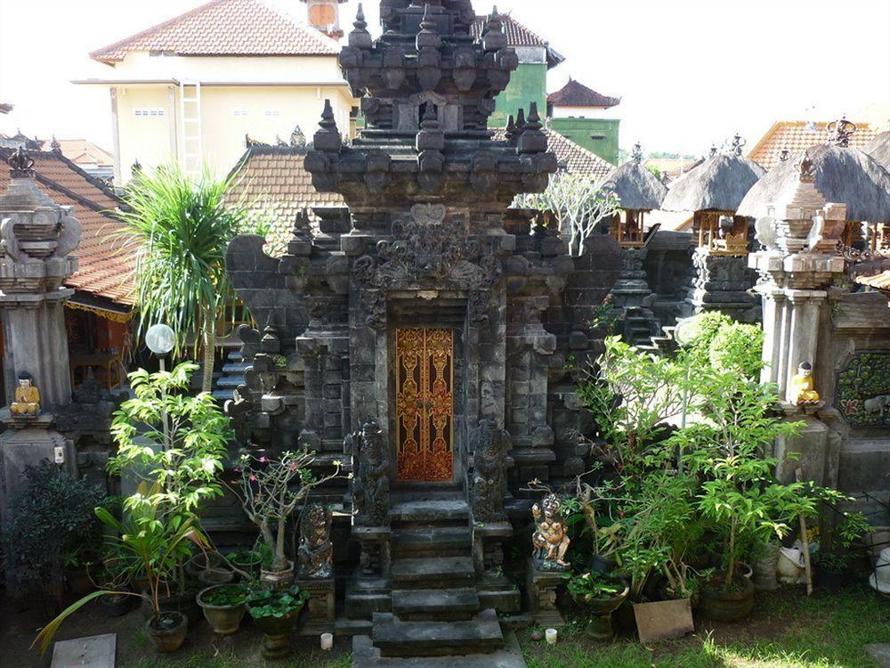 Bemo Corner Guest House Kuta Lombok Exteriör bild