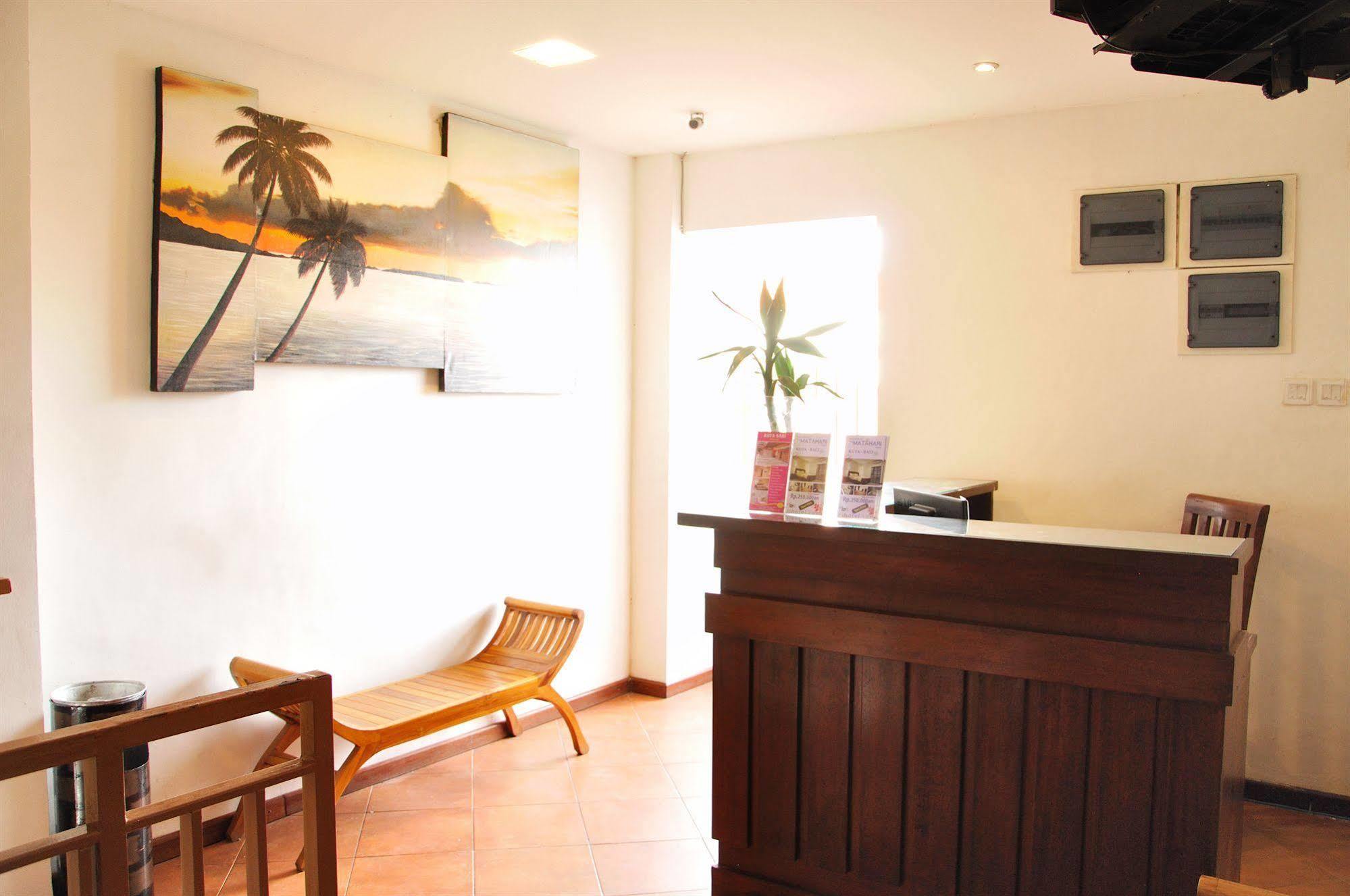 Bemo Corner Guest House Kuta Lombok Exteriör bild
